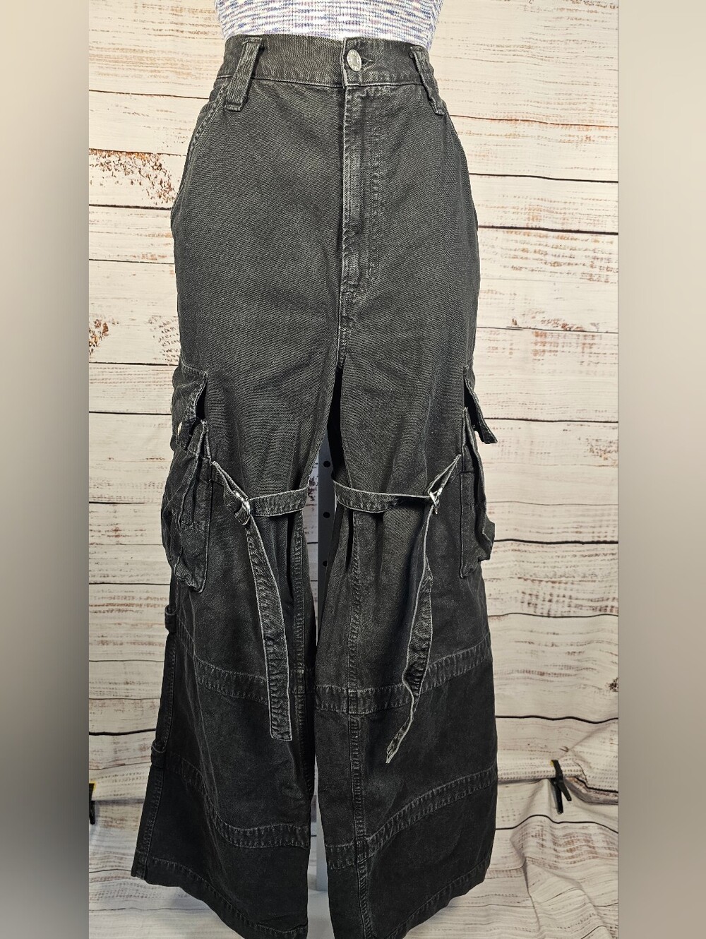 AGOLDE Vivian Strap High Rise Wide Leg Cargo Pants Size 27 Oil Black